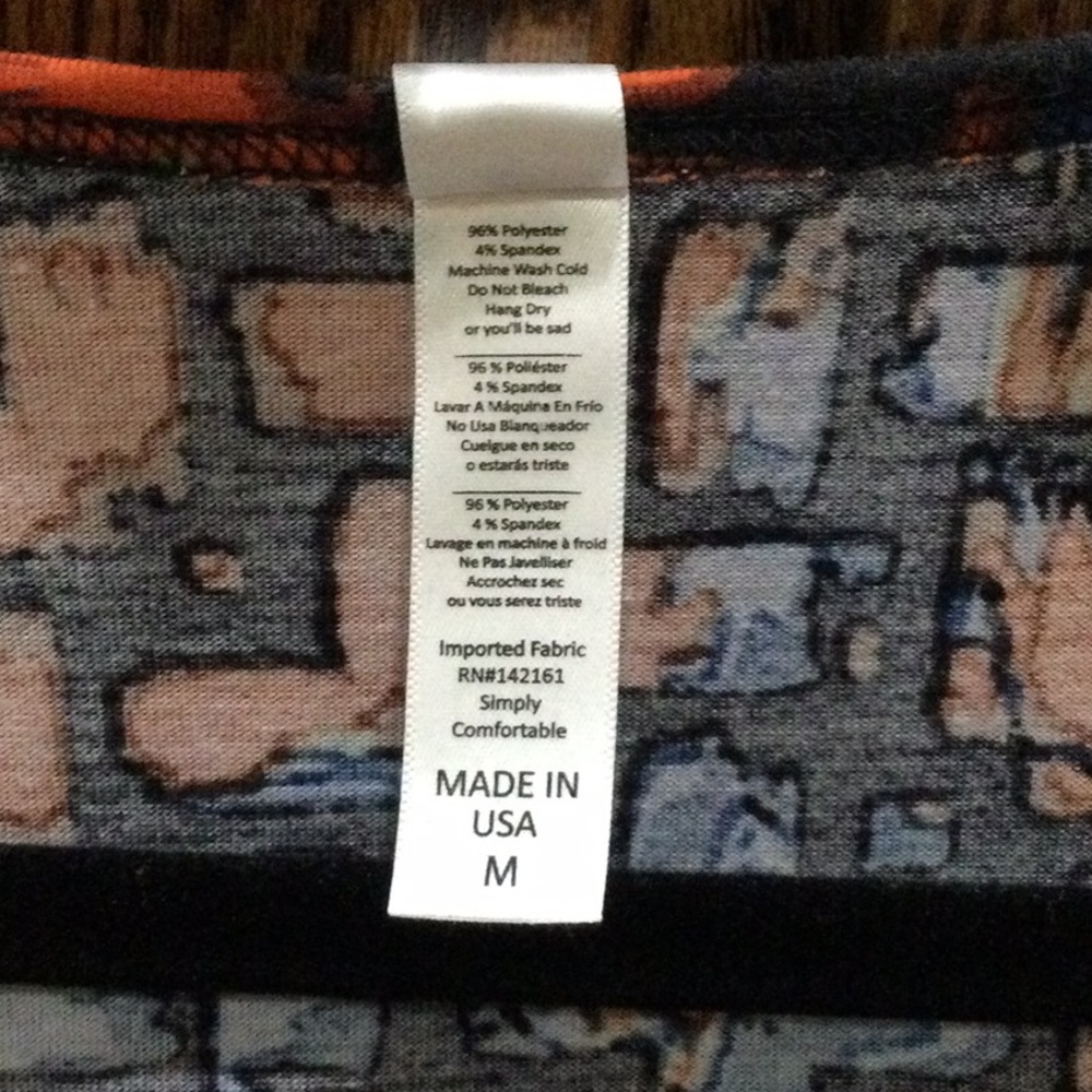Like New - Lularoe short sleeve top. Size M. - Picture 3 of 7